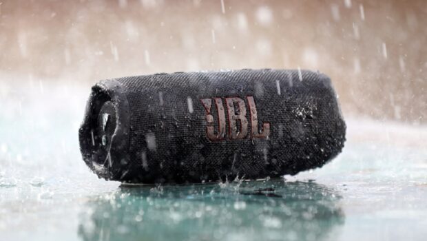 Jbl charges 5 Wi Fi - 1