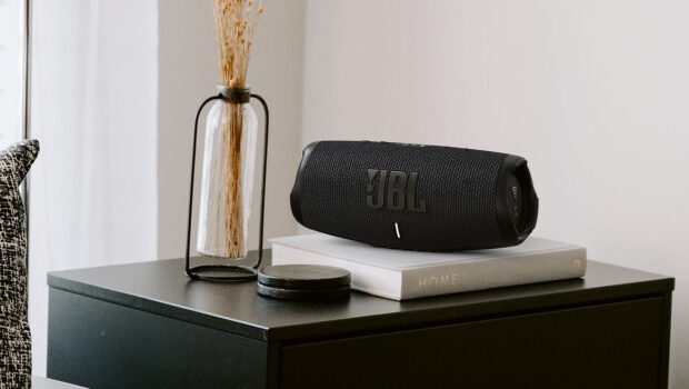 Jbl charges 5 Wi Fi - 4